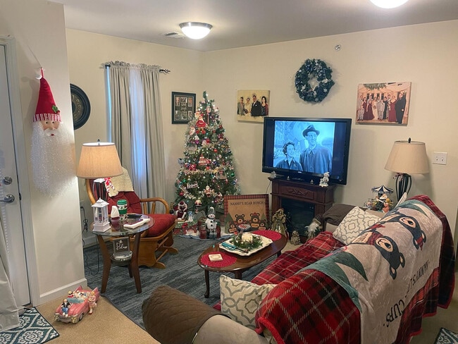 Building Photo - Liberty Commons Apartments