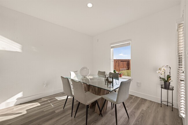 Building Photo - 3415 Dursley Landing Ct