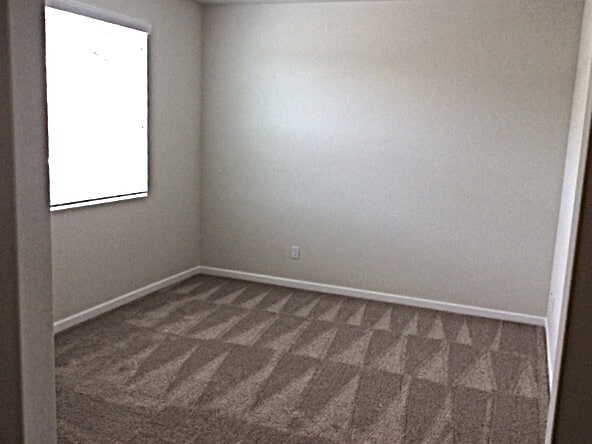 Building Photo - 348 Lolo Trail Ave