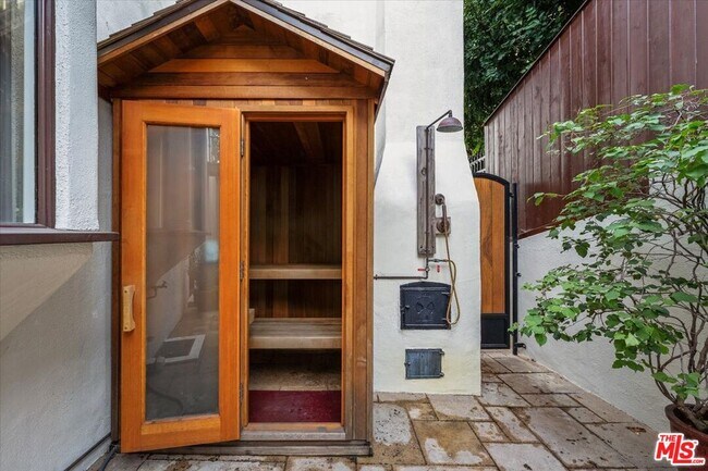 Building Photo - 1901 El Cerrito Pl