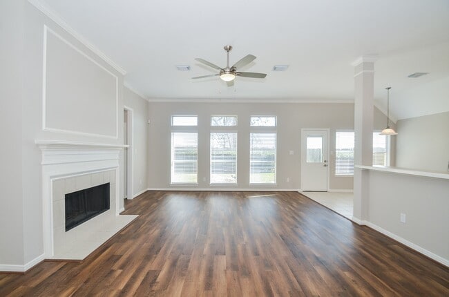 Building Photo - 2123 Thistlerock Ln