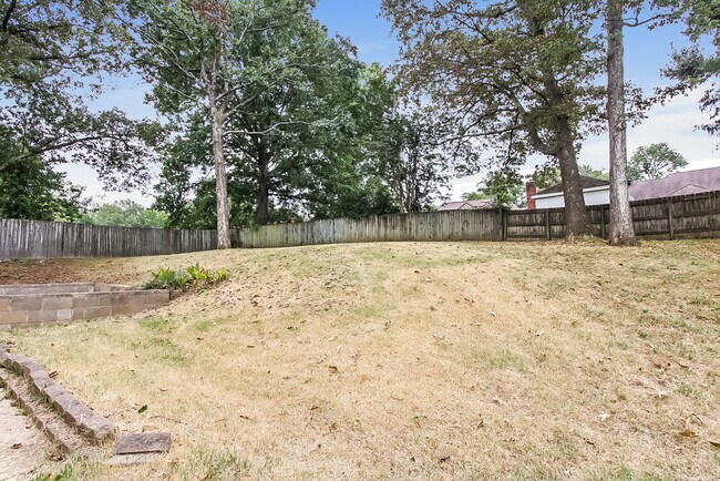 Building Photo - 5731 Riverhead Ave