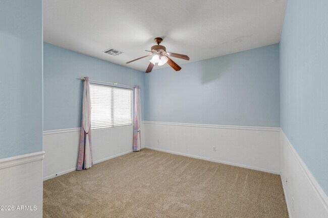 Building Photo - 4335 E Fox Cir