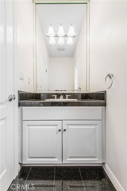 Building Photo - 1720 Carlson Ln