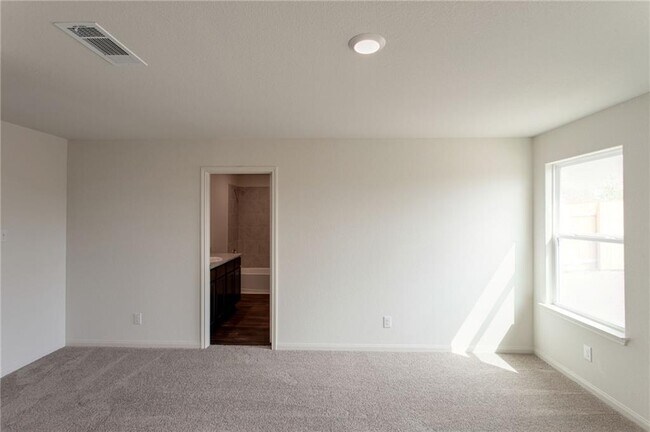 Building Photo - 196 Allington Cir