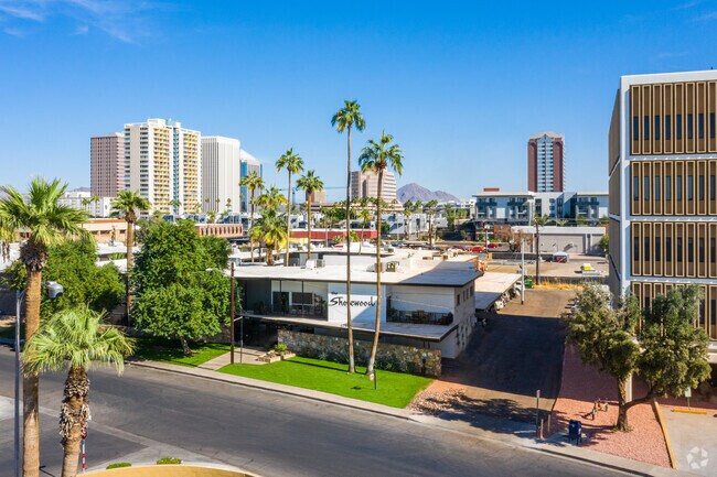 Exterior - The Shorewood