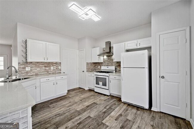 Building Photo - 1636 Heyford Cir