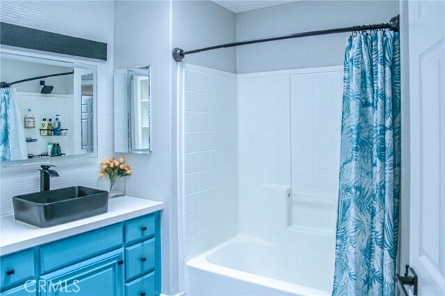 Building Photo - 68347 Descanso Cir