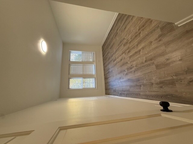 Building Photo - 2003 W Fargo Ave