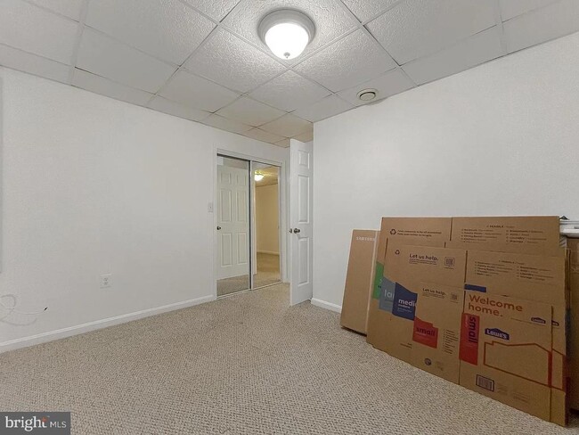 Building Photo - 11214 Heron Pl