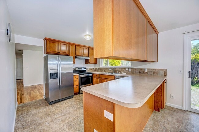 Building Photo - Lynnwood Rambler