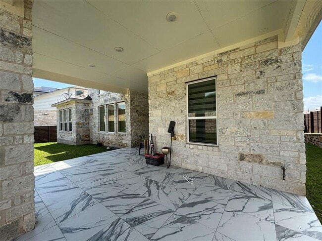 Building Photo - 16916 Morelle Dr