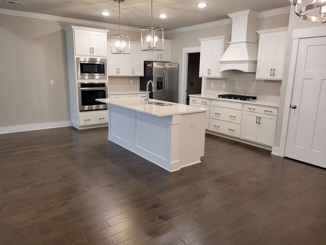 Building Photo - Zeirdt Road - Redstone Gate 7 - Toyato Field