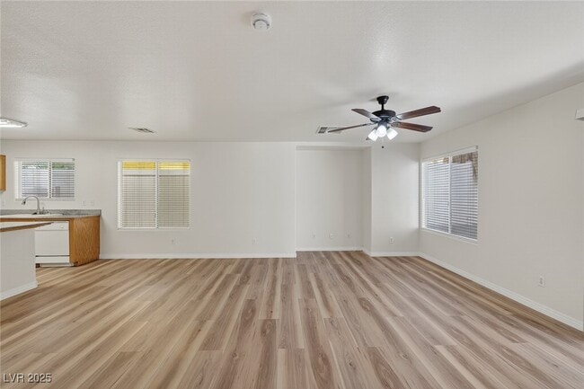 Building Photo - 7281 Larix Rd