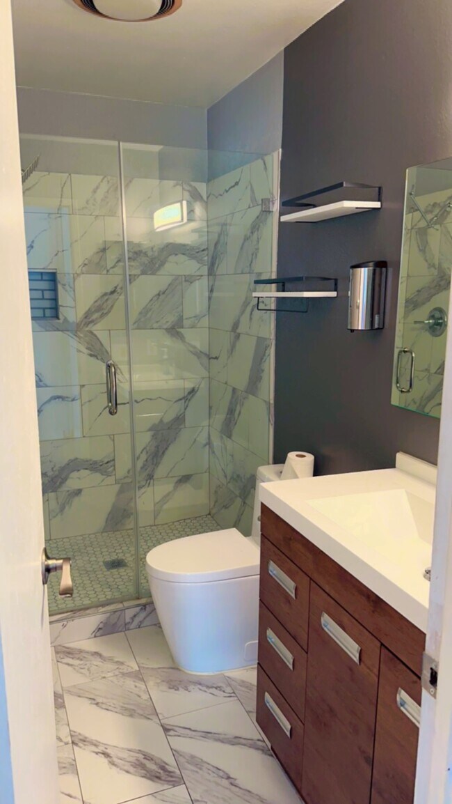 Building Photo - 15313 Santa Gertrudes Ave