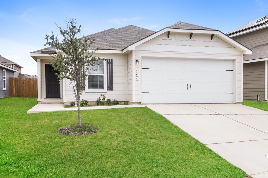 Primary Photo - 7277 Jebson Pass