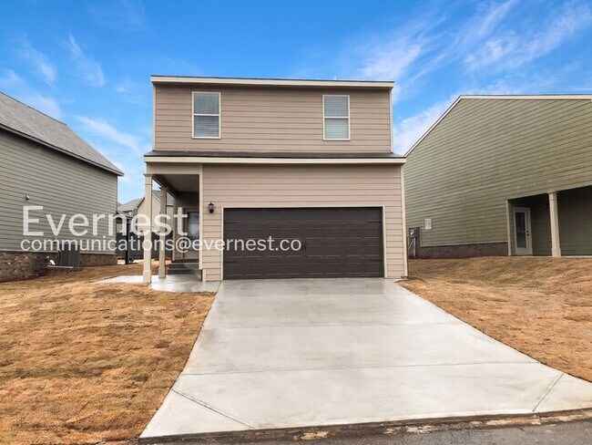Building Photo - 4 Bed/2.5 Bath Home with Garage / Pet-Friendly / Vouchers Accepted / Available Now!