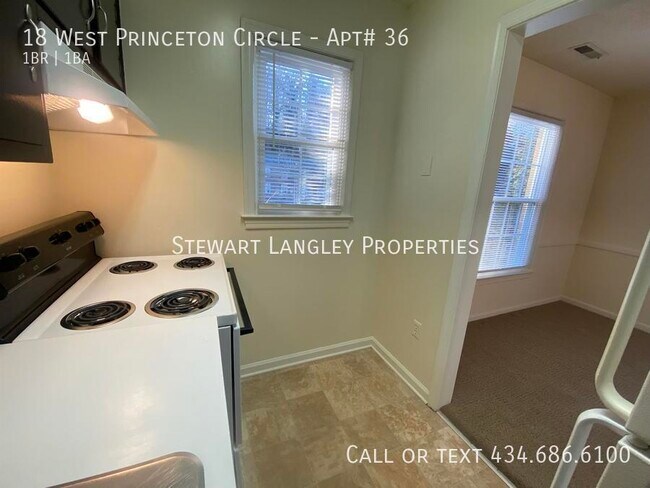 Building Photo - 18 W Princeton Cir Cir