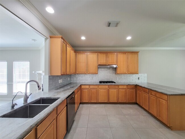 Building Photo - 20711 Mansfield Bay Ln