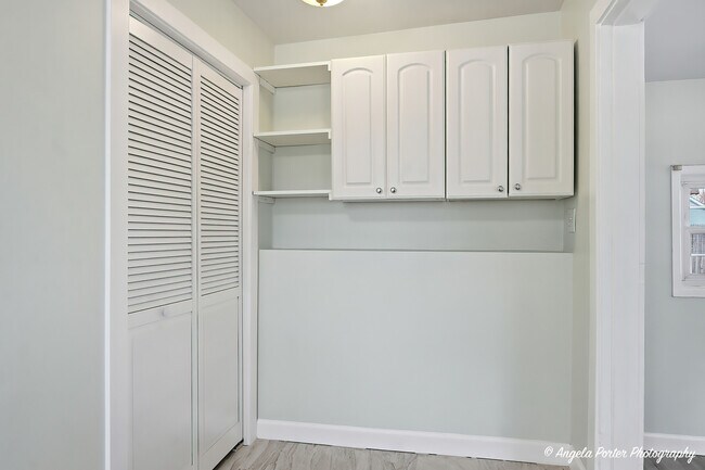 Building Photo - 33759 N Lake Shore Dr