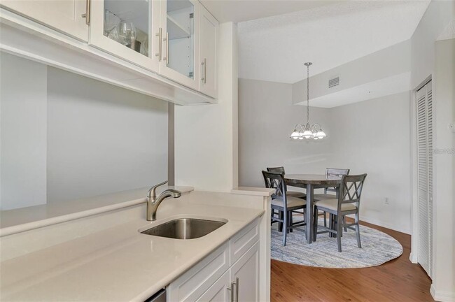 Building Photo - 5459 Bentgrass Dr