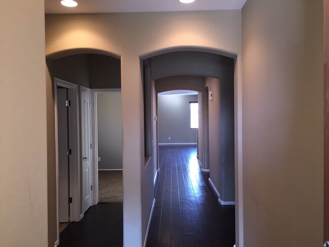 Building Photo - This is a great home located in Seville