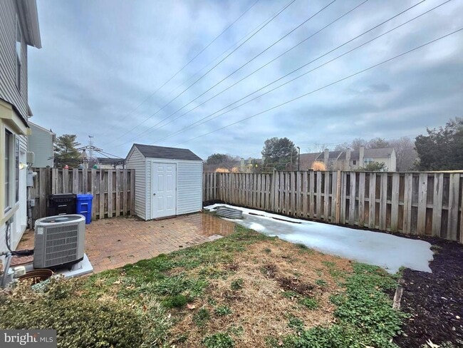 Building Photo - 6539 Old Carriage Ln