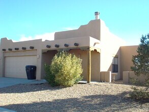 Building Photo - 6124 Nassif Ct NW