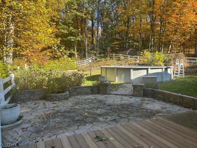 Building Photo - 102 Drakestown Rd