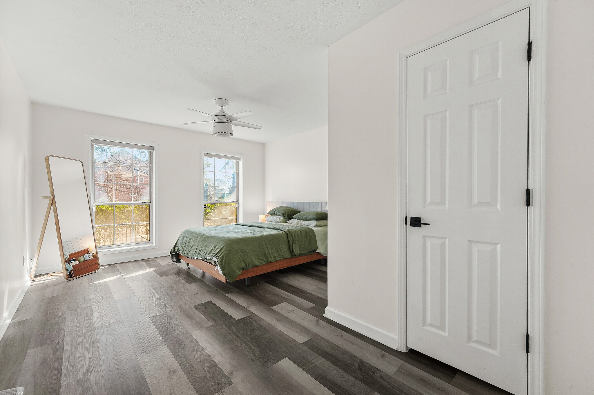 Building Photo - 1242 Weatherstone Dr NE