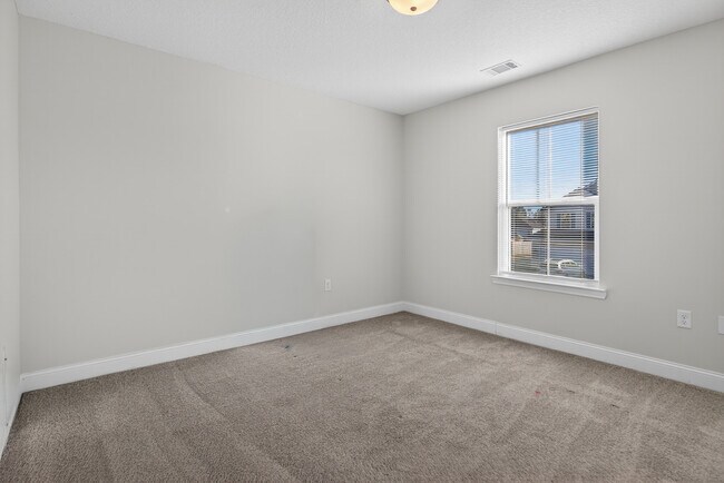 Building Photo - 20 Centennial Ct