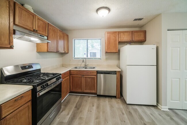 Building Photo - 1631 Pecan Log Pl