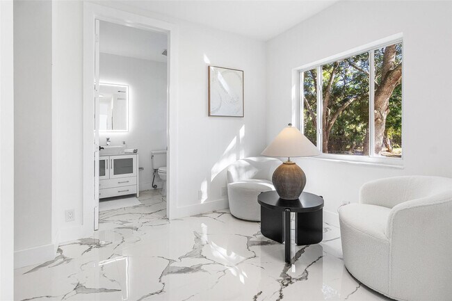 Building Photo - 7132 NW 62nd Terrace