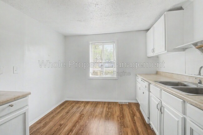 Building Photo - 5605 W 17th Ave