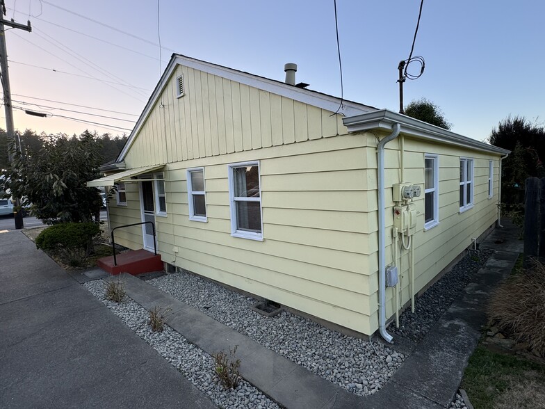 Building Photo - 3545 Dolbeer St