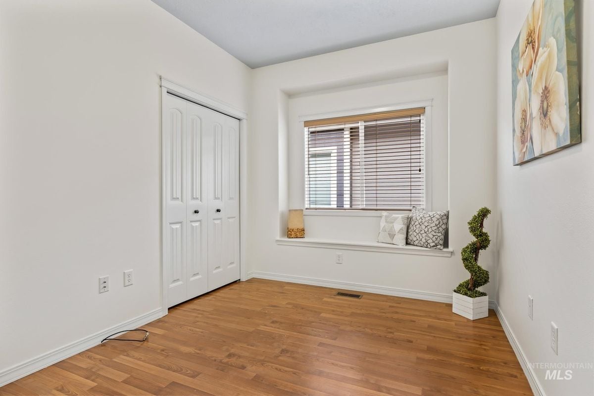 Building Photo - 2278 S Blackspur Way