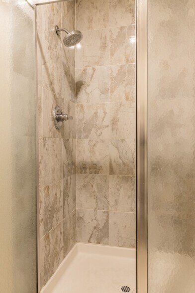 Building Photo - 7084 Via Ramada