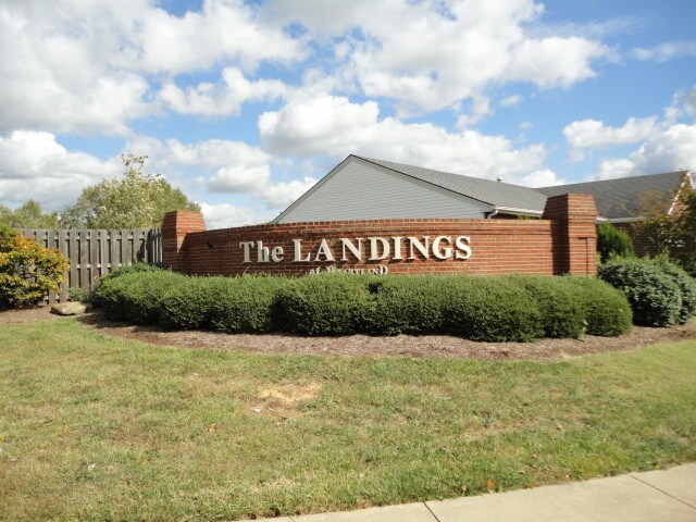 Building Photo - 1906 Terrace Pt