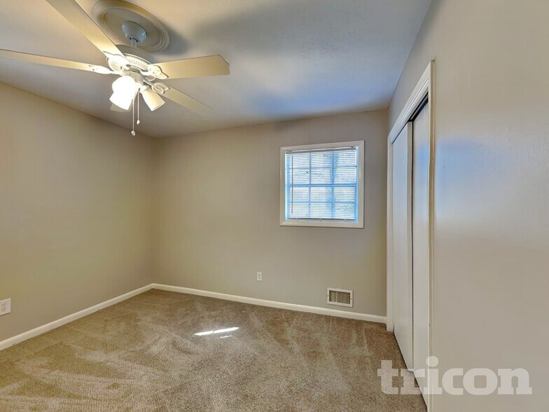 Building Photo - 1382 Peggy Ln NW