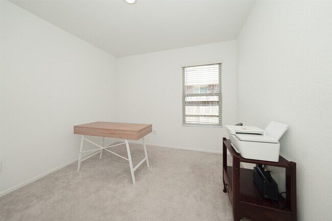 Building Photo - 26706 Paloma Blanca Dr