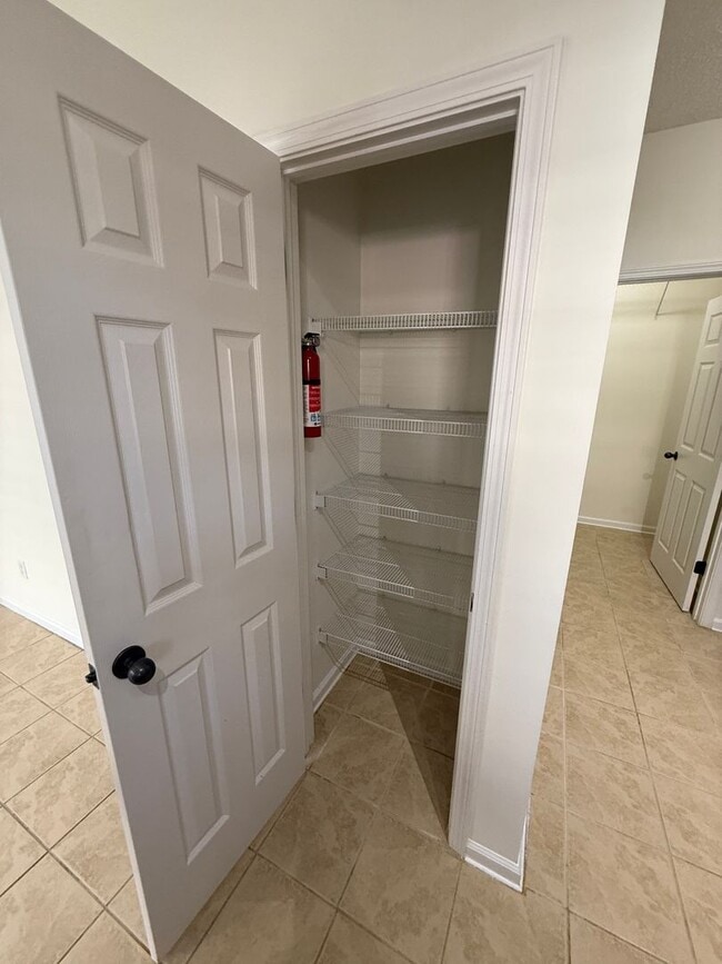 Building Photo - CORDOVA 3 BED 3 BATH RENTAL HOME NEAR SHEL...