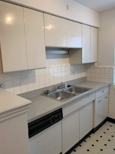 Building Photo - 3318 Nash Ave