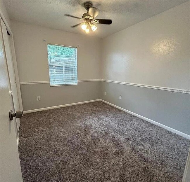 Building Photo - 703 Chadsworth Ave