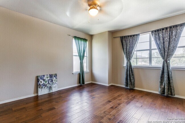 Building Photo - 8227 Maloy Manor