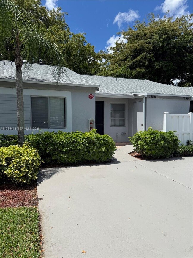 Building Photo - 18595 Egret Way