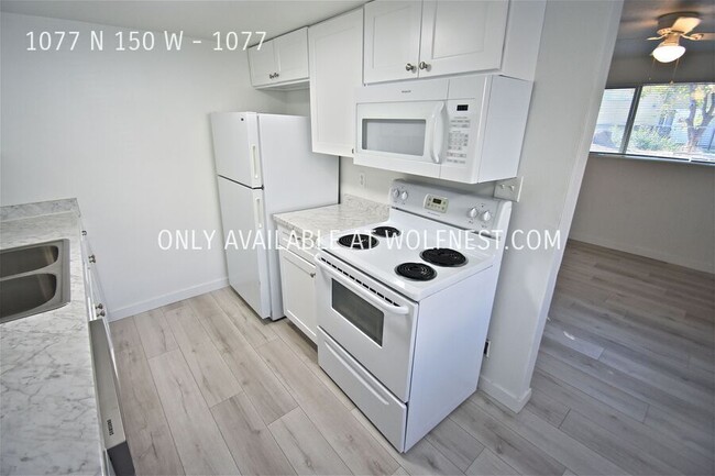 Building Photo - Beautiful 2 Bed Orem Unit! No Deposit Option!