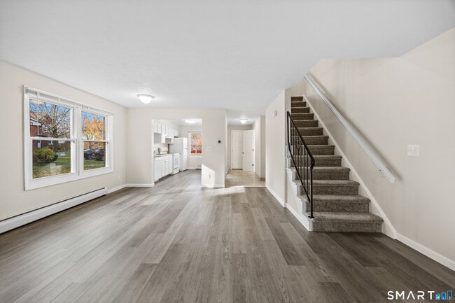 Building Photo - 145 Harbor Pond Dr