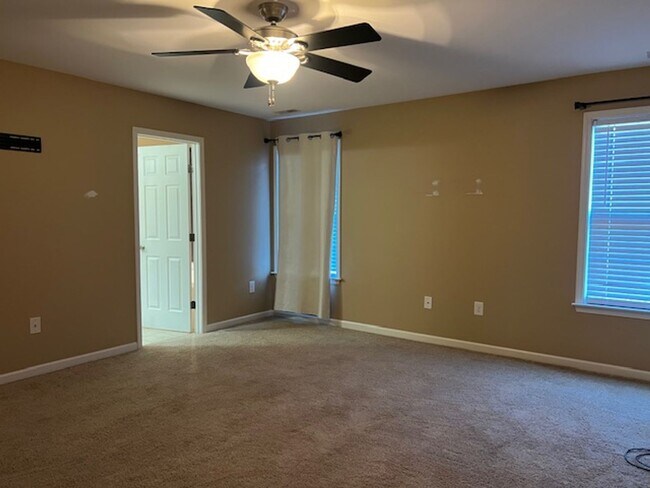 Building Photo - 68 Bicentennial Way