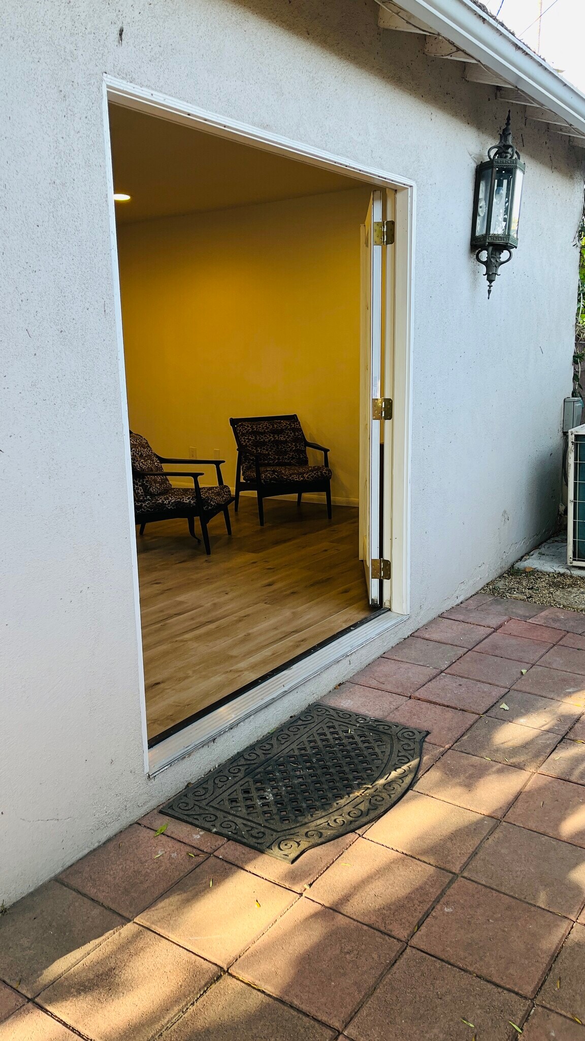 Building Photo - 16616 Haynes St