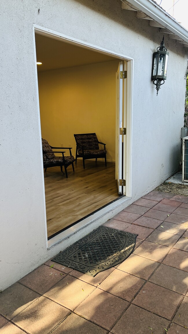 Building Photo - 16616 Haynes St